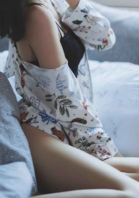 钢琴教师电影
